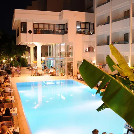 Sesin 酒店 马尔马里斯