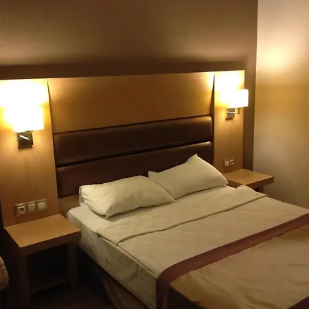 Hotell Sesin 4*
