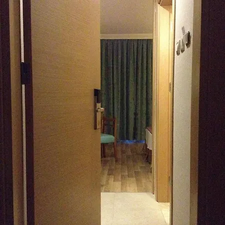 Sesin Hotell 4*